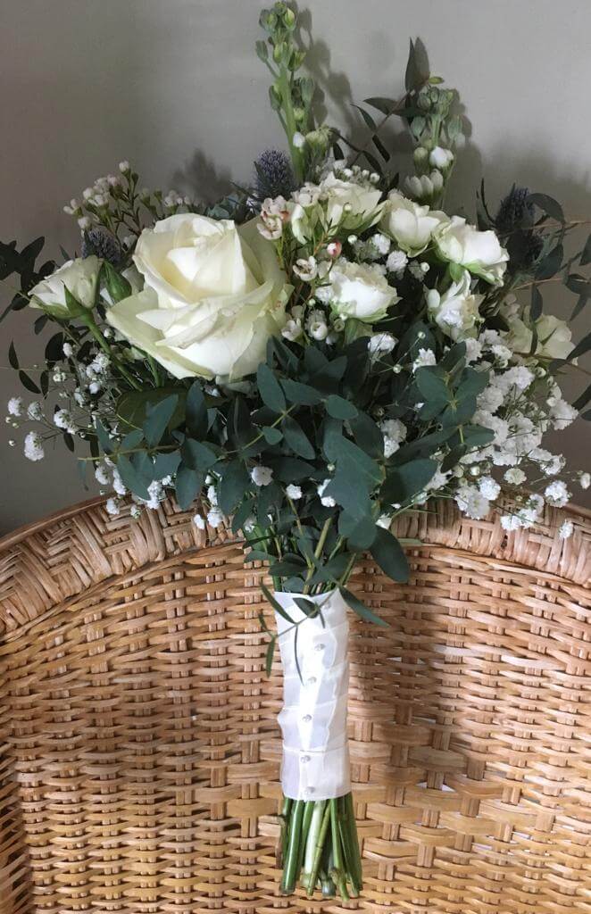 Rustic cream brides bouquet